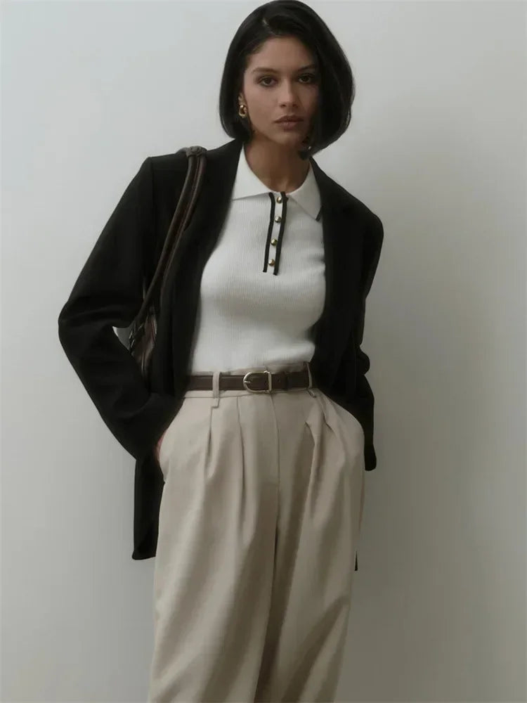 Elegant Short Sleeve Knitted Polo for Women β Slim Fit