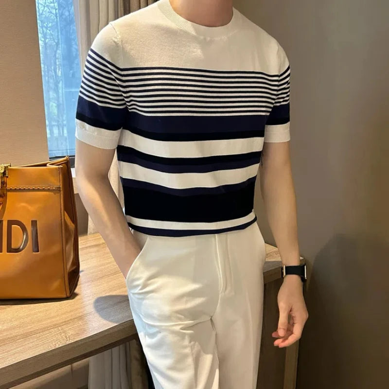 Men’s Breathable Summer T-Shirt – Casual Travel-Ready Pullover